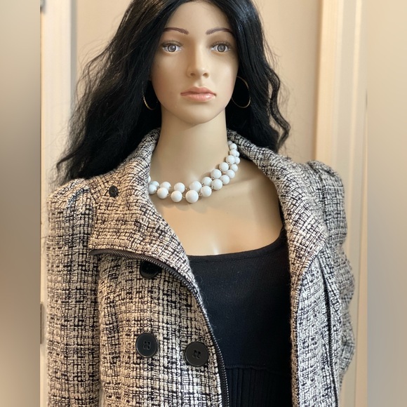 Bebe Jacket, elegant coat with zipper and buttons, great design,very comfortable - Picture 4 of 6